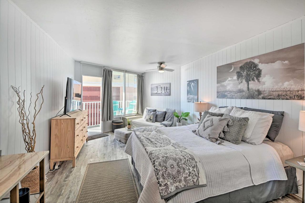 Beachfront Condo In Myrtle Beach With Pool Access Exteriör bild