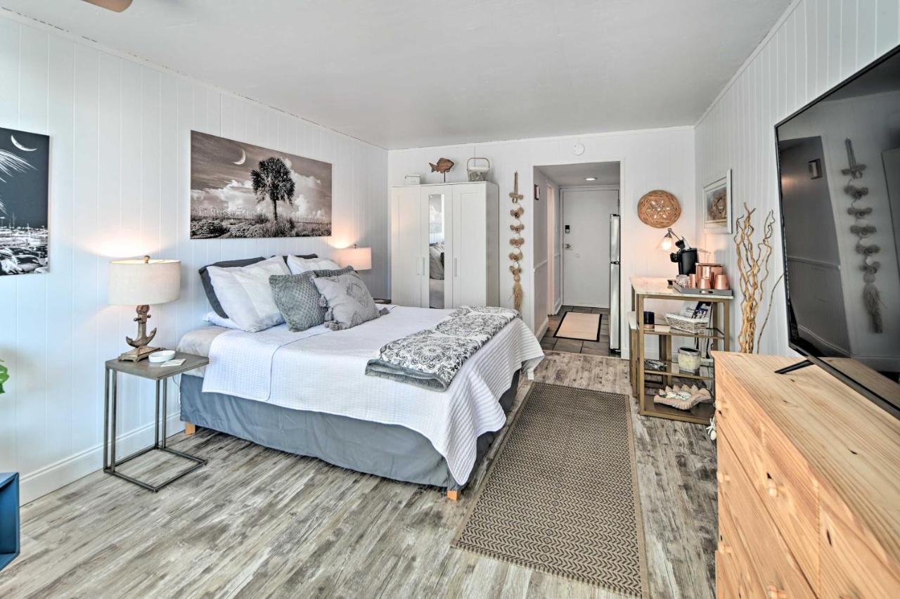 Beachfront Condo In Myrtle Beach With Pool Access Exteriör bild